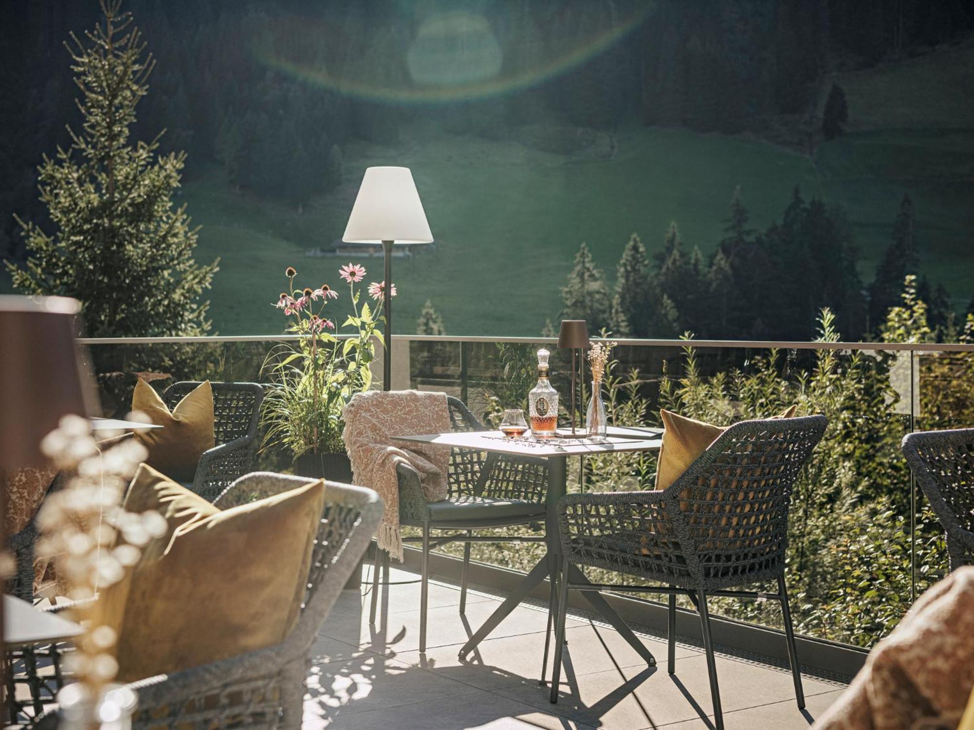 Hotel Bergkristall Zillertal - Adults Only 14 Years Plus Hippach Exterior foto